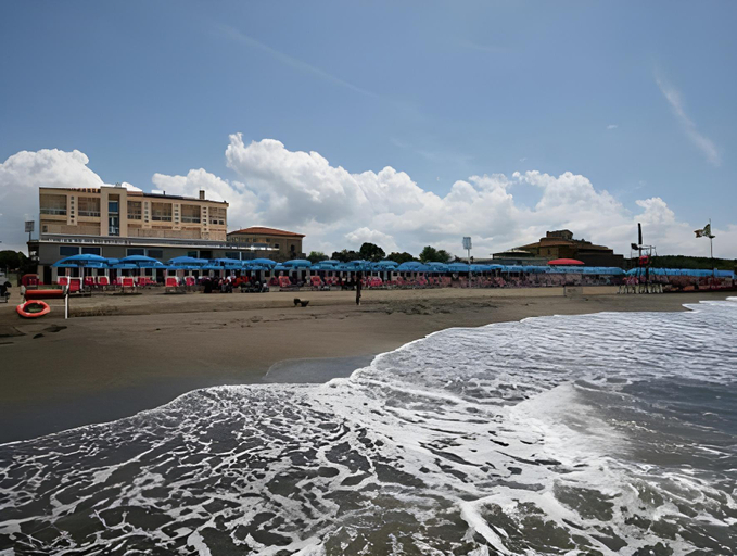 Exterior & Views 3, Hotel Alta la vista, Livorno