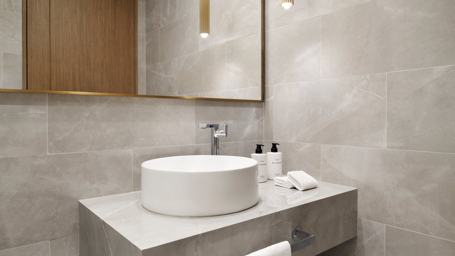 Bathroom 4