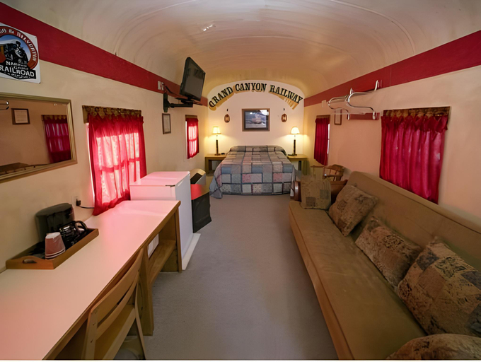 Bedroom 2, The Canyon Motel & RV Park, Coconino