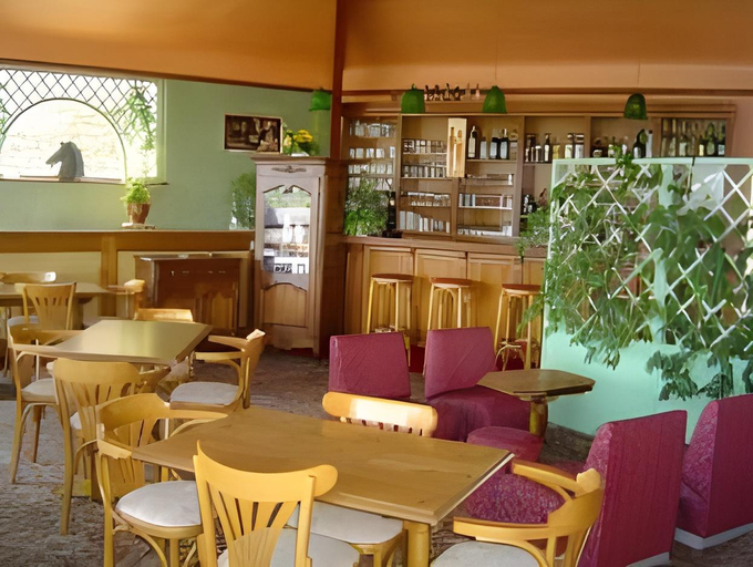 Food & Drinks 5, Hôtel La Tour des Anglais, Mayenne