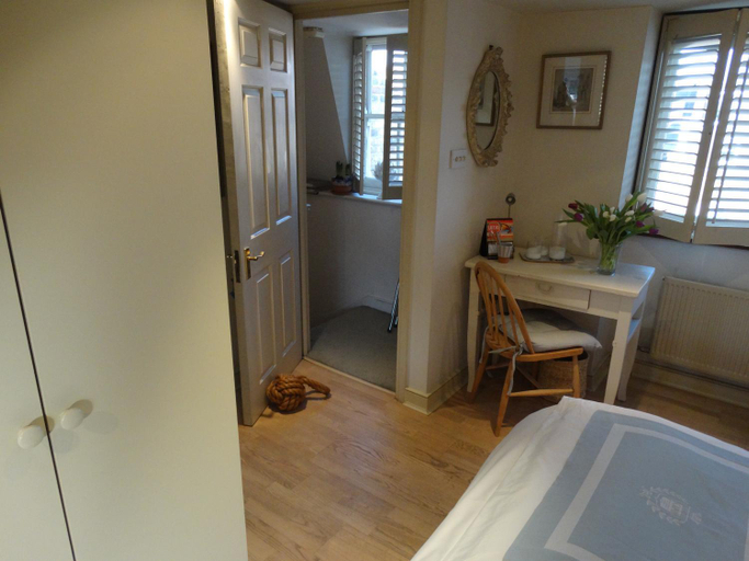 Others 5, Hurlingham Bed and Breakfast, London