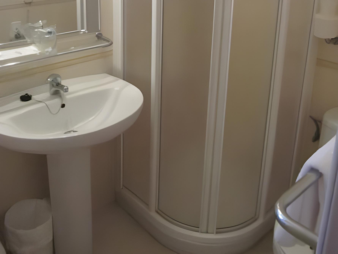 Bathroom 3, Balneario de Leana, Murcia