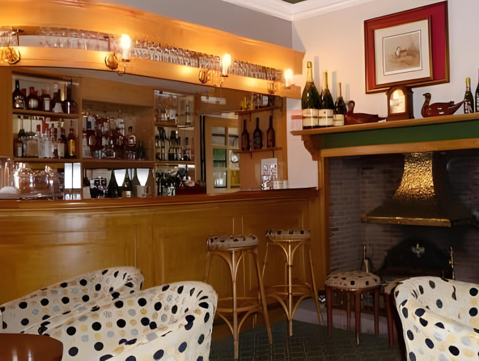Food & Drinks 3, Bedford Arms Hotel, Buckinghamshire