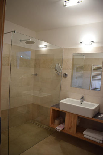 Bathroom 4, Hotel Crepes De Sela, Trento