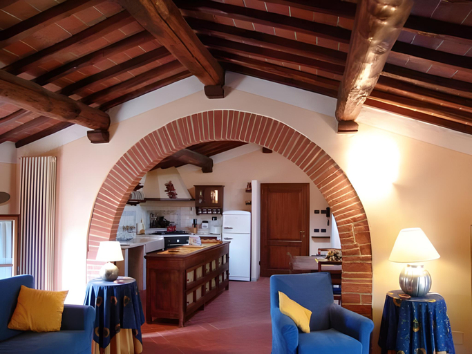 Reception, Fonte Del Castagno, Siena