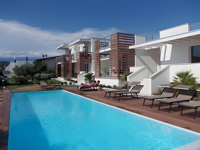 Others 2, Bio Suites PACINOTTI, Verona