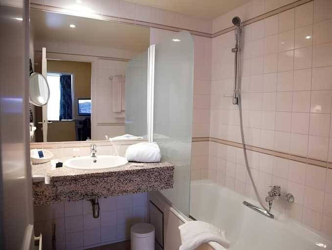 Bathroom 3, Hotel In den Bonten Os, Antwerpen