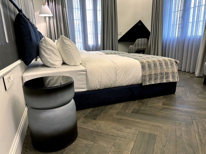 Bedroom 2, 10 Stories Hotel, Beirut