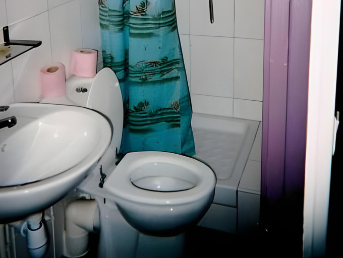 Bathroom 3, Hotel Chevallier, Hauts-de-Seine