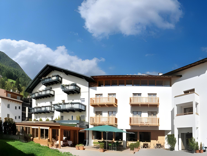 Exterior & Views 1, Hotel Drumlerhof, Bolzano