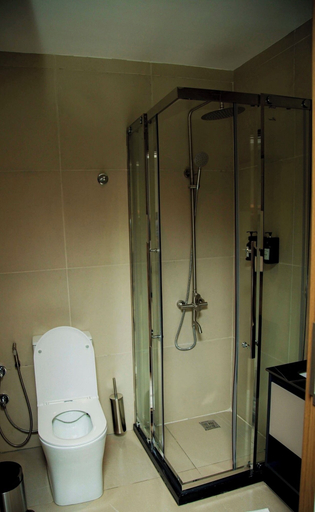 Bathroom 4, NEW AMAAN HOTEL, Mjini