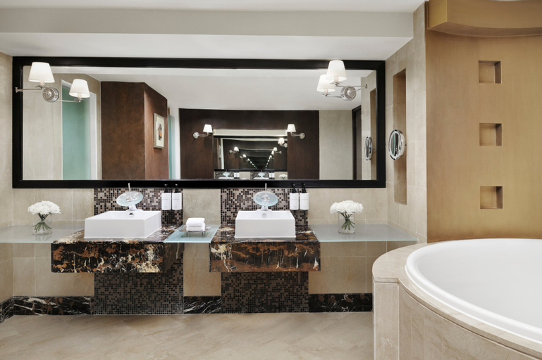 Bathroom 7