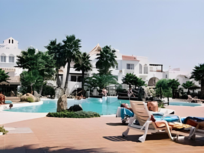 Others 5, Apartamentos Golf Center, Almería