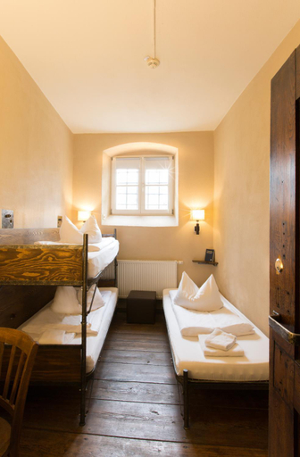 Bedroom 4, Knast-Hotel Fronfeste, Amberg