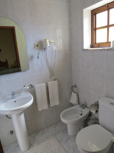 Bathroom 4, Residencia Iris, Terras de Bouro