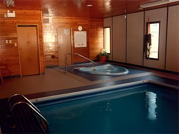 Others 5, Mary's Motel, Columbia-Shuswap