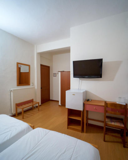 Bedroom 3, Hotel Orfeas, East Macedonia and Thrace