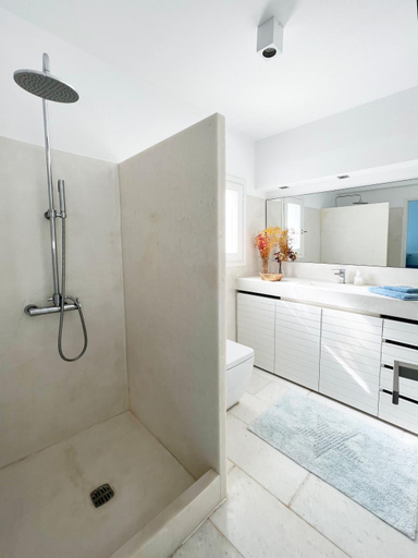 5, Villa Meltemi on the Outskirts of Naousa, Paros, South Aegean