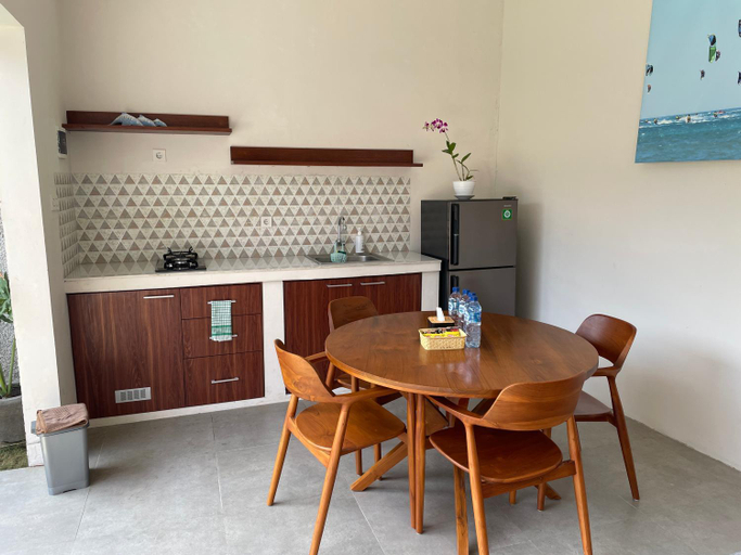 Dining Room 13
