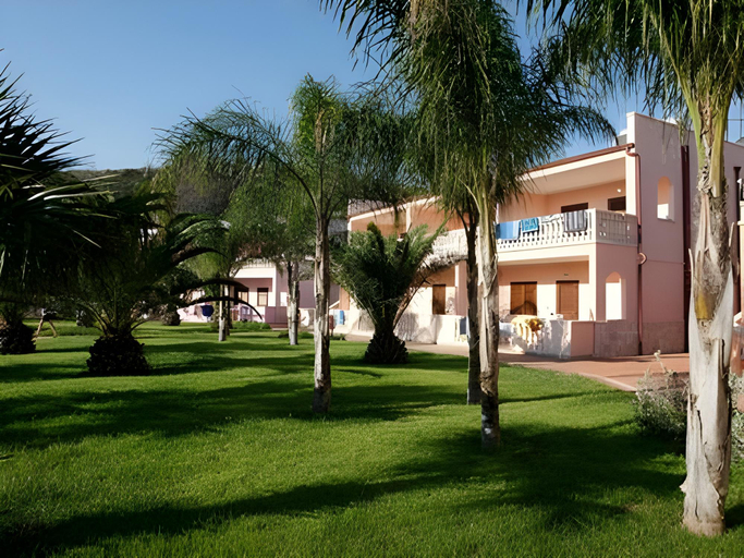 Others 5, Village Baia Turchese, Foggia