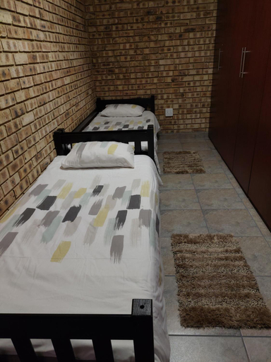 Others 2, Dream lodging apartment, Sedibeng