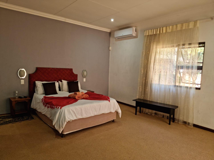 Others 3, Guesthouse Serenity, Bojanala
