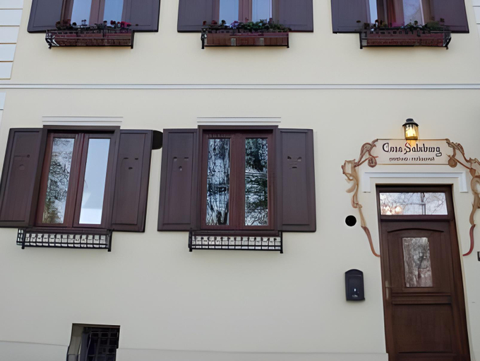 Others 3, Casa Salzburg, Sibiu