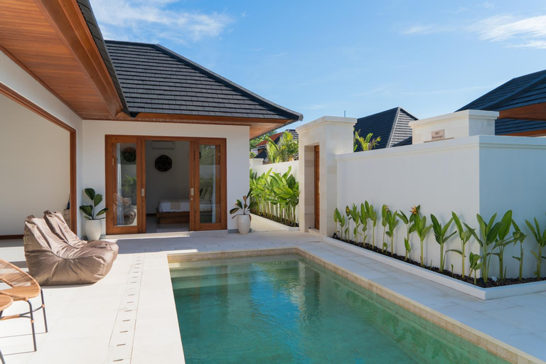 Swimming Pool 15