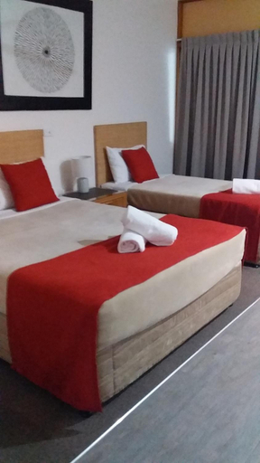 Others 5, Jackaroo Motel, Mareeba