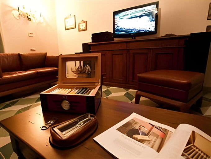 Bar/lounge, Remezov Hotel, Tyumen'