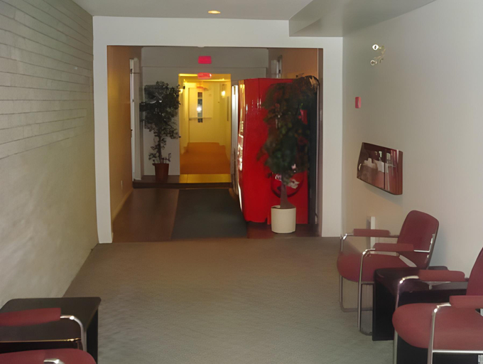 Others 3, Motel les Pignons Verts, Communauté-Urbaine-de-l'Outaouais