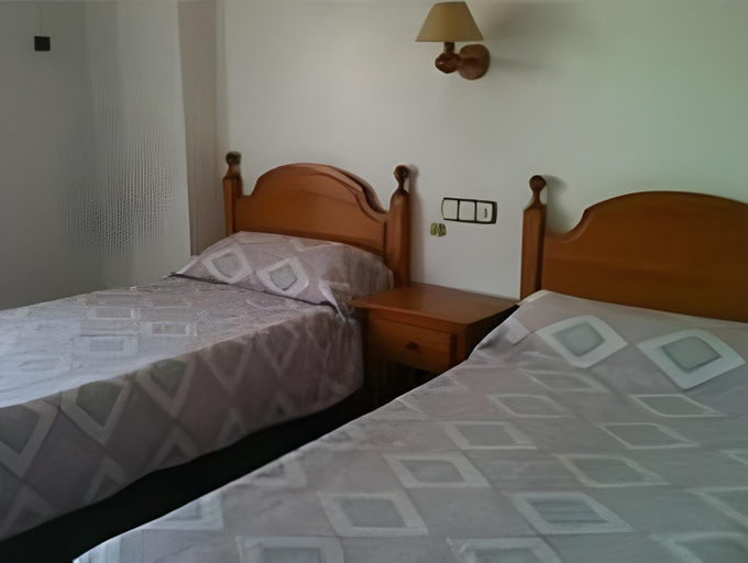 Bedroom 2, Hotel Herasu, Castellón
