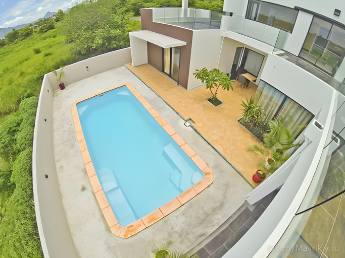 Others 4, Pingo Premium Guest House, Black River