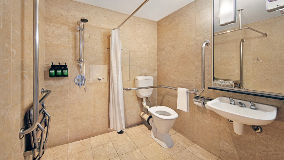 Bathroom 4