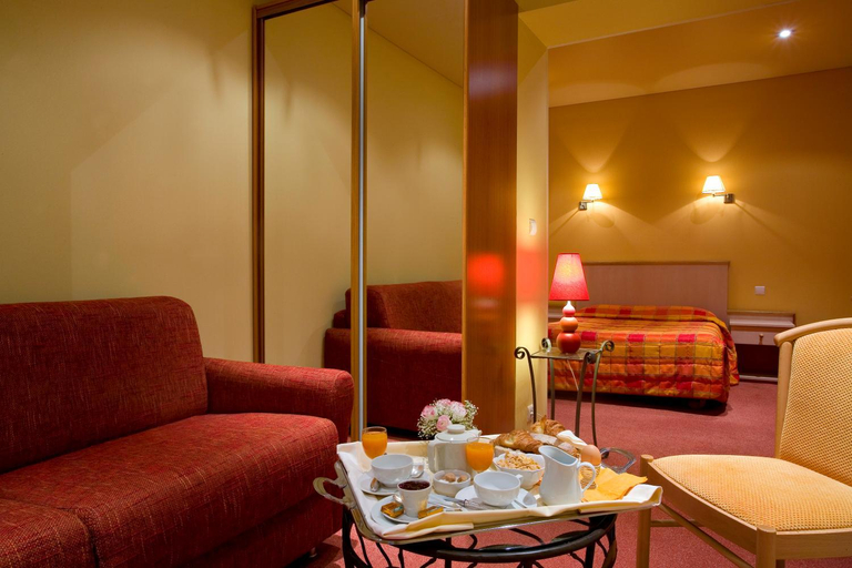 Others 5, Logis Hotel Le Parc, Allier