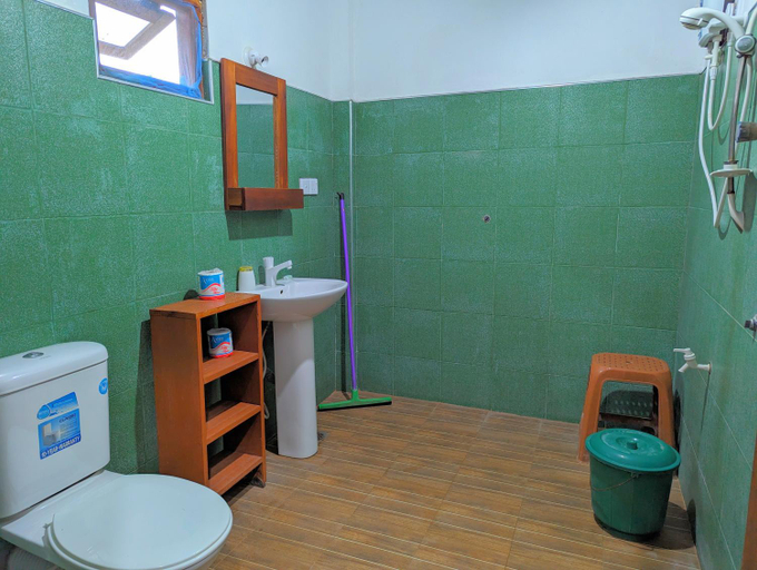 Bathroom 3, Surfpoint Sri Lanka Kite Village, Kalpitiya