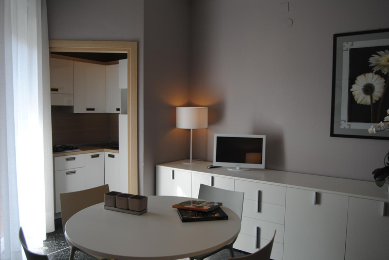 Dining Room 2