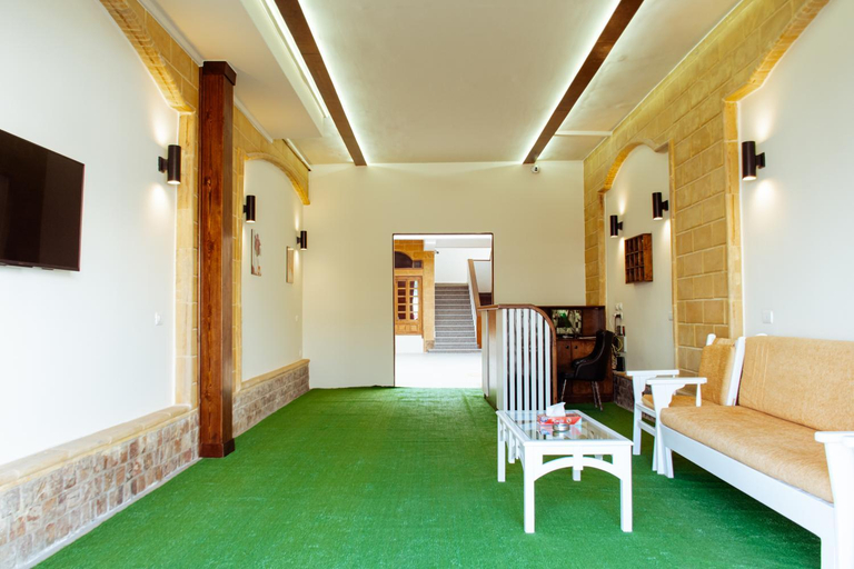 Others 5, 2Rest, Sant Katrin