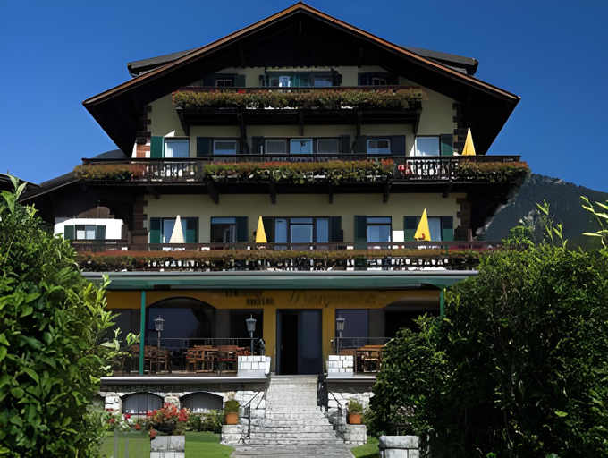 Others 2, Strandhotel Margaretha, Gmunden