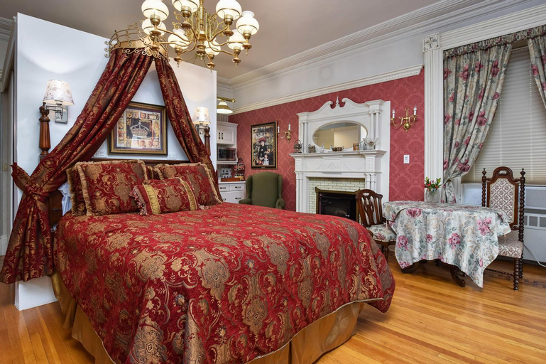 Bedroom 10