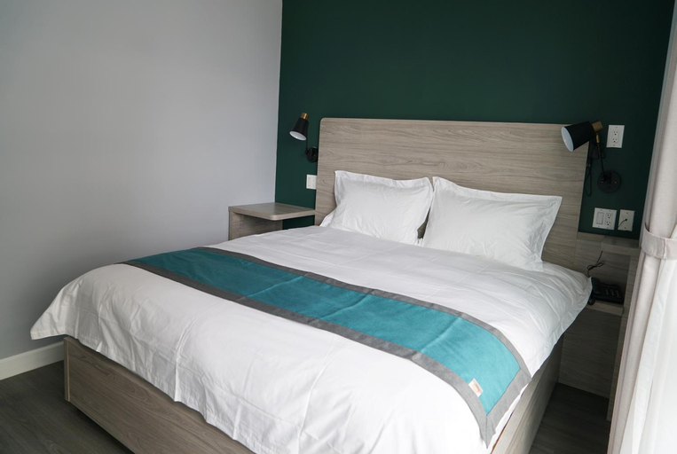 Bedroom 9