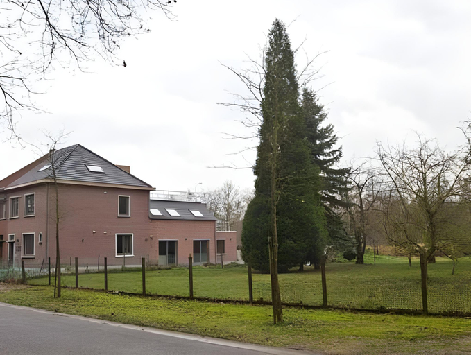 Others 3, B&B Don Genaro, Limburg