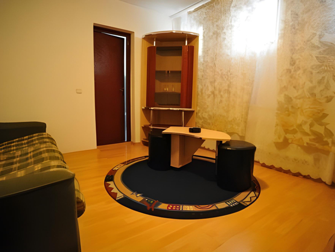 Others 5, Hotel Ceramica, Iasi