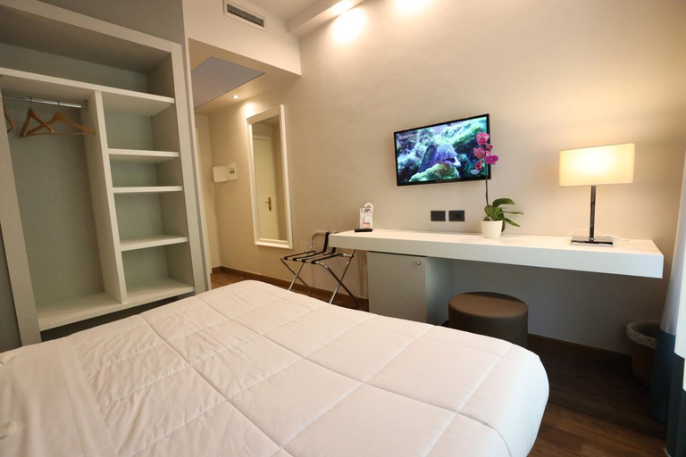 Bedroom 10