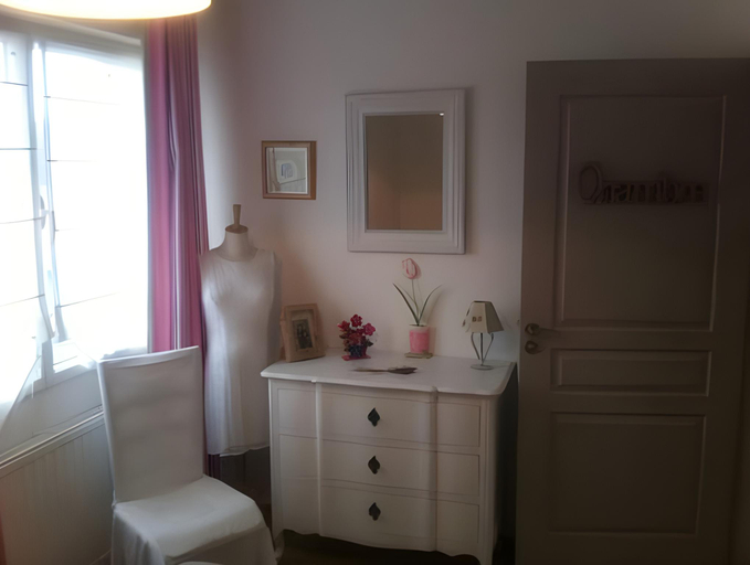 Others 3, Villa des Sarcelles, Somme