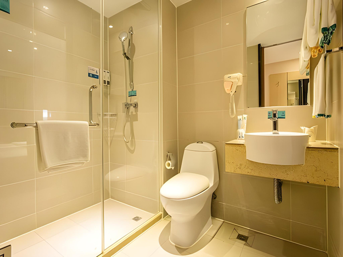 Bathroom 3, City Comfort Inn Beihai Hepu Bus Terminal, Beihai