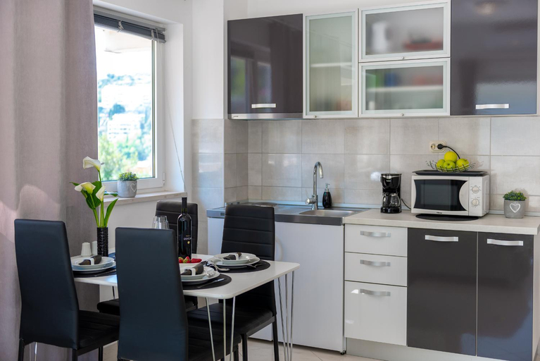 Kitchen, Studio Apartment & Room TEN - Free parking, Dubrovnik