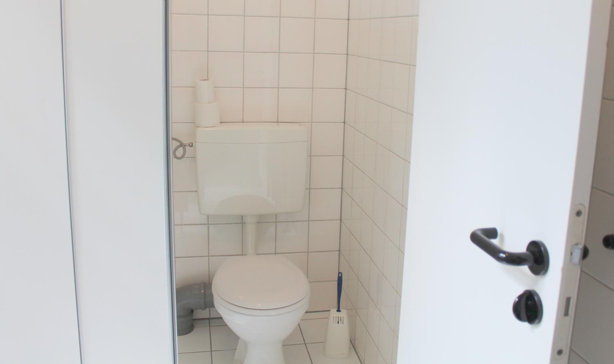 Bathroom 5, Die Fabrik Baxpax Hotel, Berlin