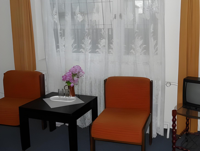 Others 5, Penzion Vilo, Bratislava I