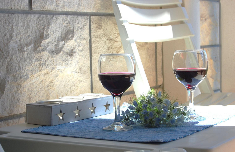 Food & Drinks, Apartments & Rooms Pierino, Bol